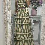 Unique Print Loose Pocket Holiday Maxi Skirt