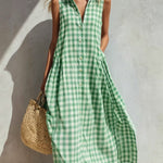 Loose-fitting plaid sleeveless beach vacation dress