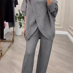 Solid Color Loose-fitting Turtleneck Knit Top and Elastic Waist Casual Pocket Straight Leg Pants