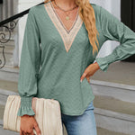 Solid Color Lace Patchwork V-Neck Loose-Fitting Long-Sleeved T-Shirt Top