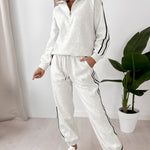 Women's Contrast Side Stripe Two Piece Sweatsuit Half Zip Sweatshirt and High Waisted Joggers Set Casual Tracksuit