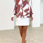 Fashionable and personalized casual lantern sleeve shirt
