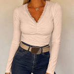 Women's Lace V Neck Ruched T Shirt Slim Fit Long Sleeve Tee Casual Elegant Top