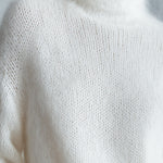 Classic Down-Proof Hem White Mohair Turtleneck Sweater