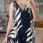 Tropical Plants Print V-Neck Sleeveless Zipper Back Overalls Casual Ruched Wide Leg Loose Fit Jumpsuit