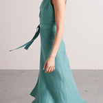 CHIC BUTTON OPEN BACK DRESS
