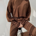 Women's Knitted Two Pieces Sets Turtleneck Cropped Sweater with High-waisted Flared Pants