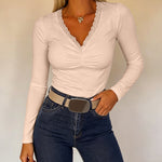 Women's Lace V Neck Ruched T Shirt Slim Fit Long Sleeve Tee Casual Elegant Top