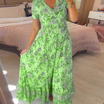 Sabrina | V-Neck Dress with Floral Pattern
