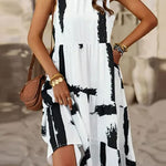 Panel Pocket Round Neck Neck Pleated Dress