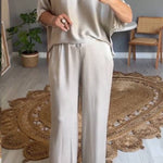 Solid color mercerized V-neck casual suit