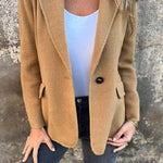 Fashionable and versatile lapel jacket