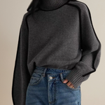 V|C - Contrast Piped Turtleneck Sweater Evelyn
