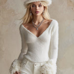 Stylish And Versatile Wool Cuffs White V-neck Slim-fit Sweater