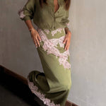 Eye-catching Work Contrast Color Satin Lace Trim Mid Rise Maxi Skirt
