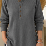 Brenda | Elegant Button-Detail Winter Sweater