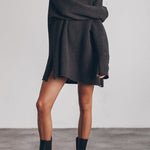 THE GREEN LONG KNITTED SWEATER