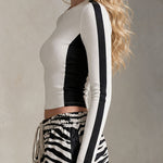 Casual Retro Sporty Black And White Color Block Knitted T-shirt