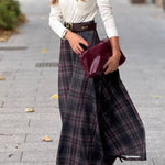 Retro style wide hem plaid skirt