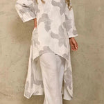 Exquisite Floral Print Crew Neck Paneled Pant Suit