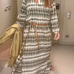 Loose Printed Long Sleeves Loose V-Neck Maxi Dresses