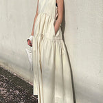 Sleeveless A-line Pleated Round Neck Mid-length Dresses