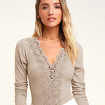 V-neck Lace Trim Long-sleeved Bodysuits