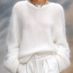 Elegant Solid Color Round Neck Loose Pullover Sweater