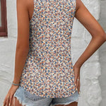 Zeagoo Womens Tank Tops Sleeveless V Neck 2024 Basic Summer Casual Fashion Blouses Shirt