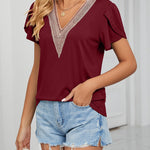 Zeagoo Zeagoo Women's Contrast Lace Trim V Neck Blouses Petal Short Sleeve Tunic Loose Casual Soft Shirts