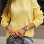 Loose-fitting casual long-sleeved top
