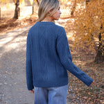 Nadorine Women's Crew Neck Cable Knit Pullover Sweater
