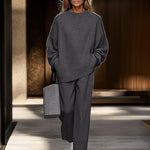 Soft Minimalist 2-Piece Set
