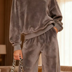 Nadorine Cozy Velour Sweatshirt Pants Set