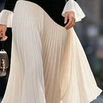 Elegant Two-Tone Pleated Midi Dress