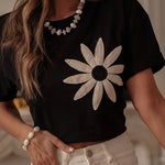 Fashion Contrast Color Flower Embroidery T-shirt