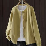 Rocío | PEARL-BUTTON CARDIGAN