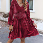 Nadorine Velvet Dress V-Neck Long Sleeve Stretch Mini Dress