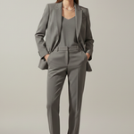 Women’s Blazer and Trousers Set with Notched Lapel and Straight Legs