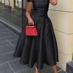 Short Sleeves Solid Color V-Neck Midi Dresses