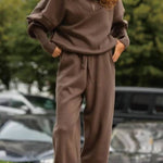Half-open collar zipper lazy style knitted suit