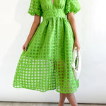 Remarkable Beauty Square Patterned Fabric Puff Sleeve Party Midi Dress