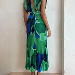 Nadorine Women's Casual Sleeveless Pleated Long Dress Loose Deep V Neck Holiday Dresses
