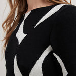 Nadorine Women's Black And White Long Sleeve Knit Maxi Dress