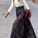 Retro style wide hem plaid skirt