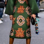 Long Sleeves Printed Round-Neck Midi Dresses