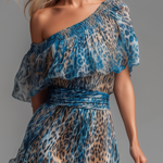 Léana™ | Long Leopard Dress with Bare Shoulders