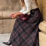 Retro style wide hem plaid skirt