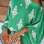 Women's Vintage Print Two-Piece Set Off-Shoulder Batwing Sleeve Top and High-Waisted Shorts Casual Vacation Set