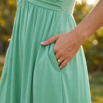 Amanda™ | Flattering Dress